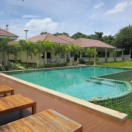 קנצ'נבורי Ruen Maihom Riverside Cottage מראה חיצוני תמונה