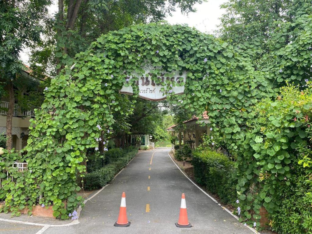קנצ'נבורי Ruen Maihom Riverside Cottage מראה חיצוני תמונה