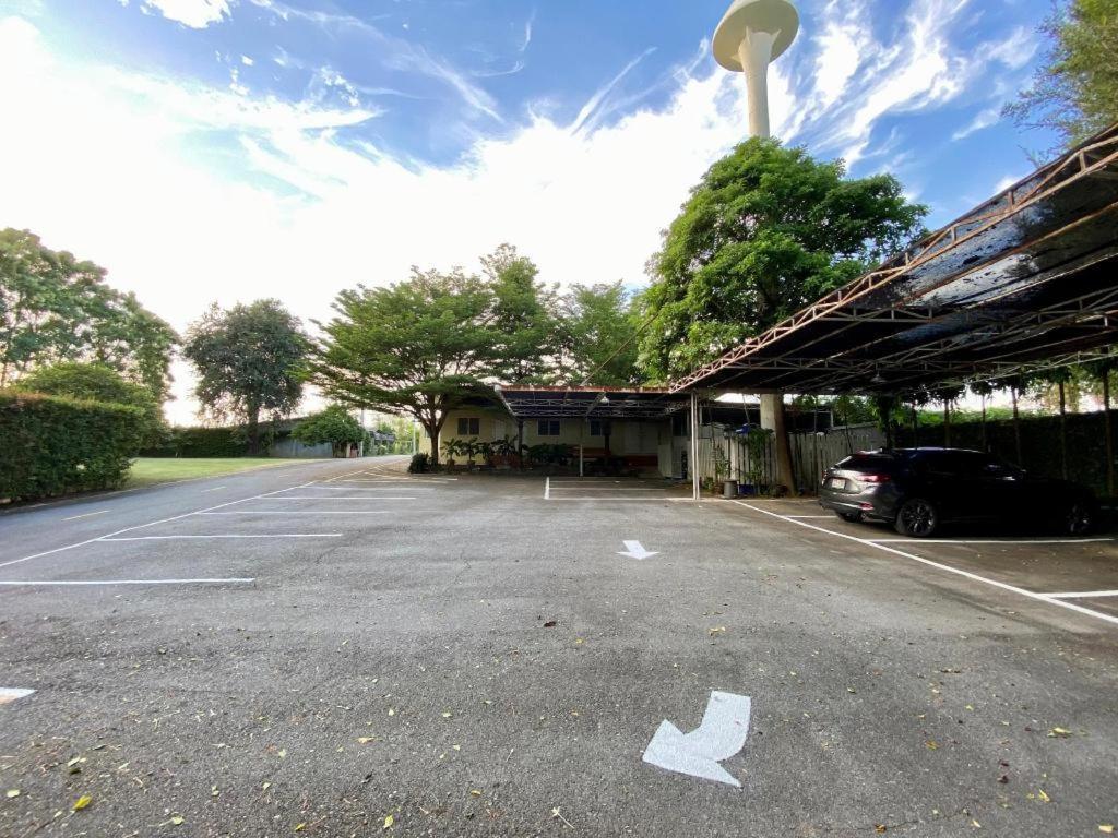קנצ'נבורי Ruen Maihom Riverside Cottage מראה חיצוני תמונה