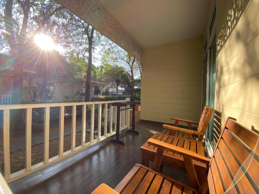 קנצ'נבורי Ruen Maihom Riverside Cottage מראה חיצוני תמונה