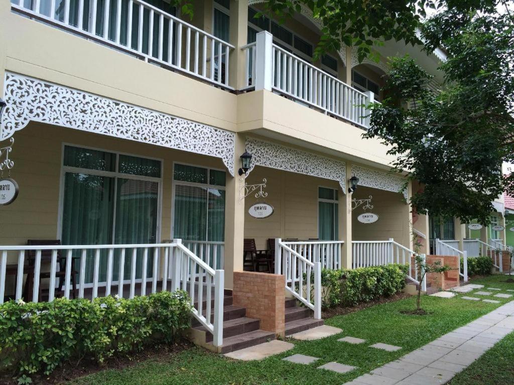 קנצ'נבורי Ruen Maihom Riverside Cottage מראה חיצוני תמונה